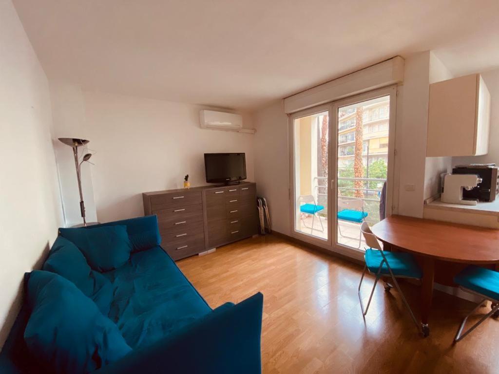شقة Pretty Flat 2Mn From Beach نيس المظهر الخارجي الصورة